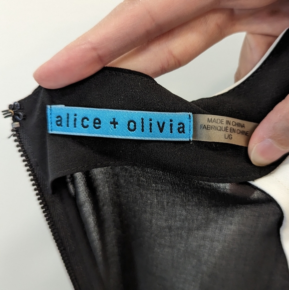 Alice + Olivia White and Black Blouse - Picture 3 of 4